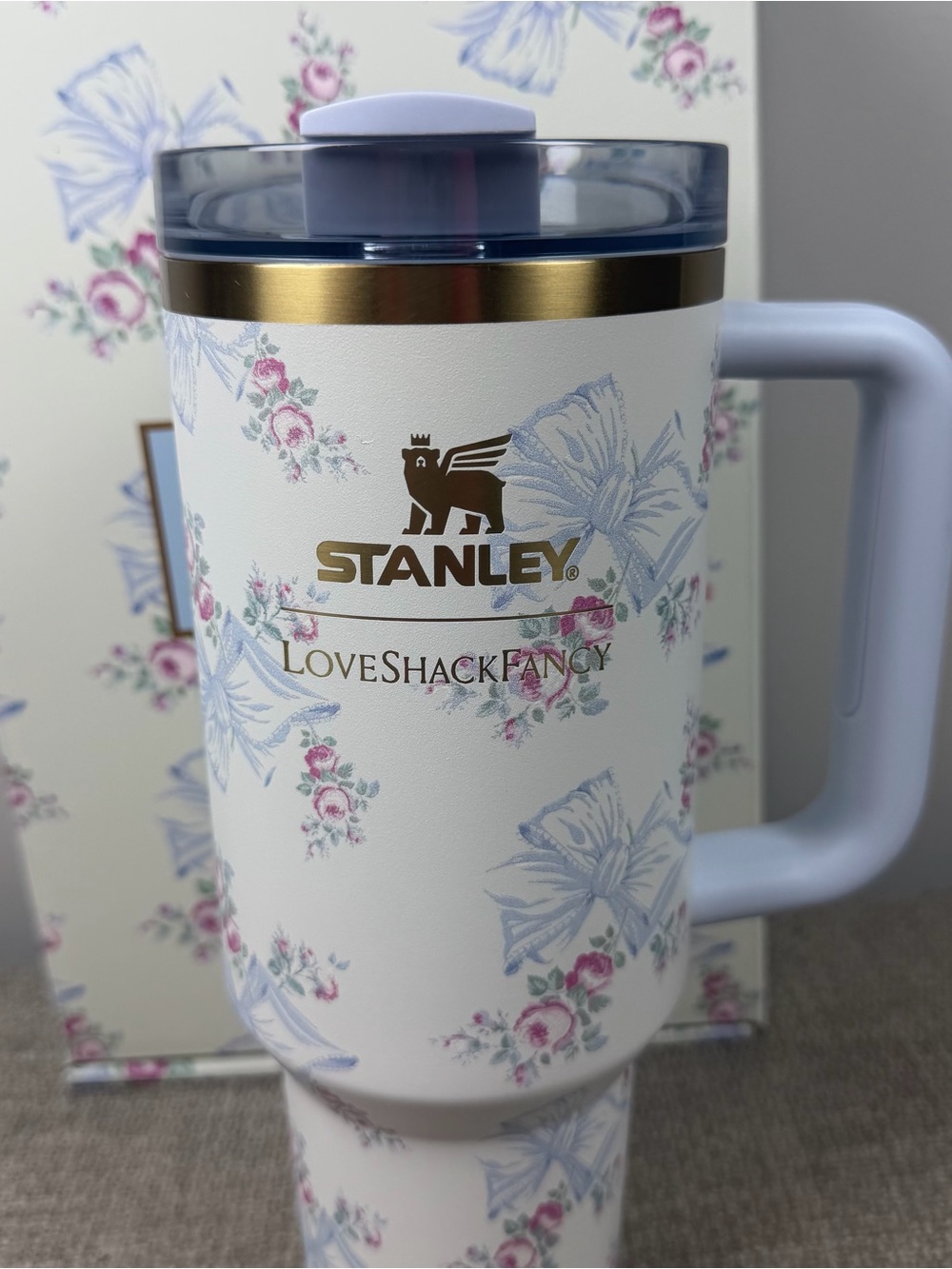 New The Stanley X LoveShackFancy 40oz Rosa Beaux Blue Holiday Quencher Tumbler - Picture 10 of 14